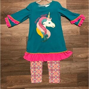 Emily Rose girls size 8 boutique style tunic and pant set.